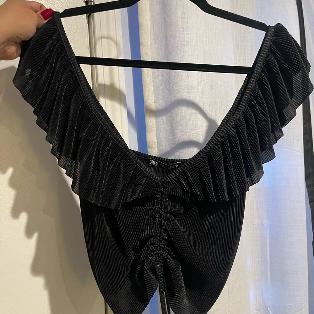 Zara Black Pleated V-Neck Blouse